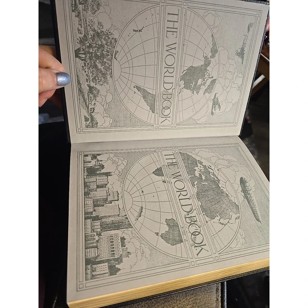Vintage 1991 The‎ World Book Encyclopedia Volume 1 A Hardcover History